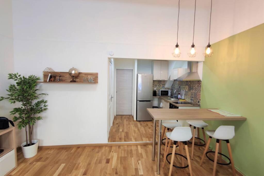 마르세유 Joli T2 Proche Vieux-Port, Terrasses Du Port Et Metro Joliette 아파트 외부 사진