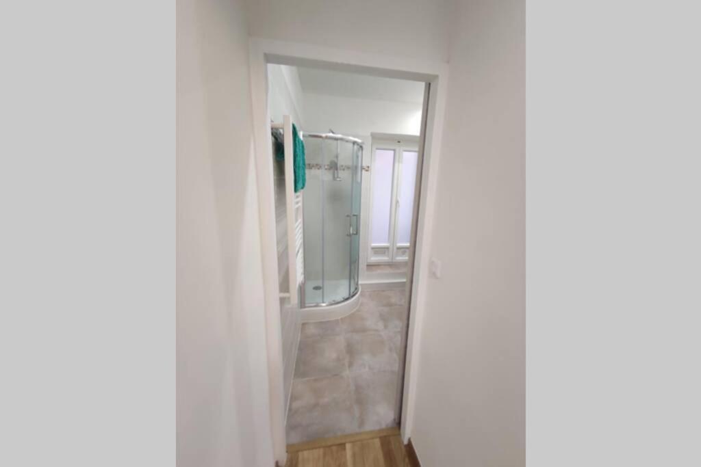 마르세유 Joli T2 Proche Vieux-Port, Terrasses Du Port Et Metro Joliette 아파트 외부 사진