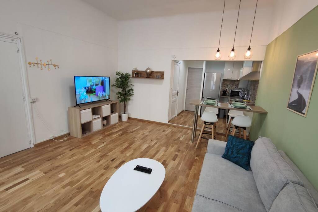 마르세유 Joli T2 Proche Vieux-Port, Terrasses Du Port Et Metro Joliette 아파트 외부 사진